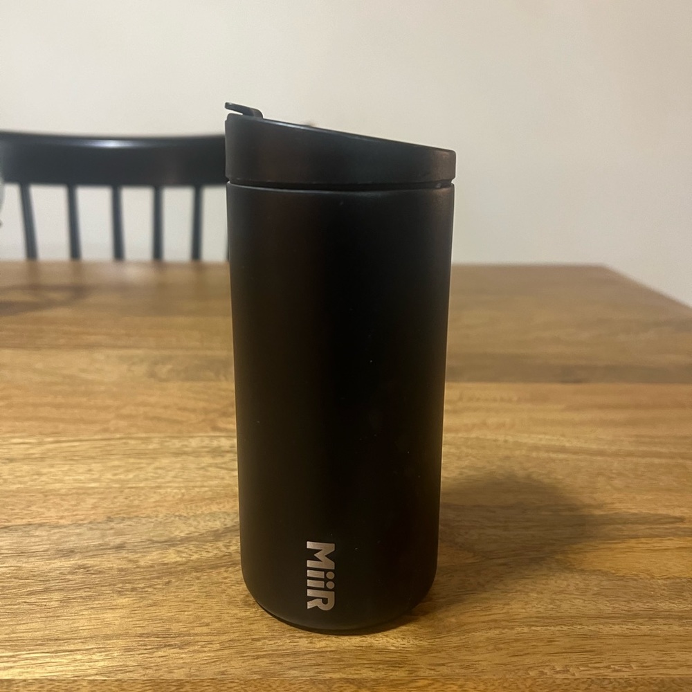 Miir 12 Oz black coffee traveler